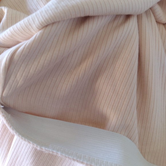 AFRM TORINO TUBE SKIRT IN CREAM TAN, NWOT. PERFECT WARDROPE STAPLE! - Picture 11 of 12